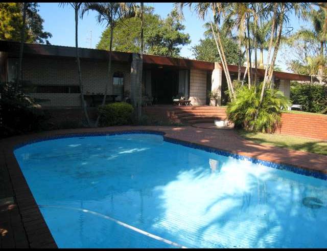 5 BEDROOM HOUSE FOR SALE IN COWIES HILL